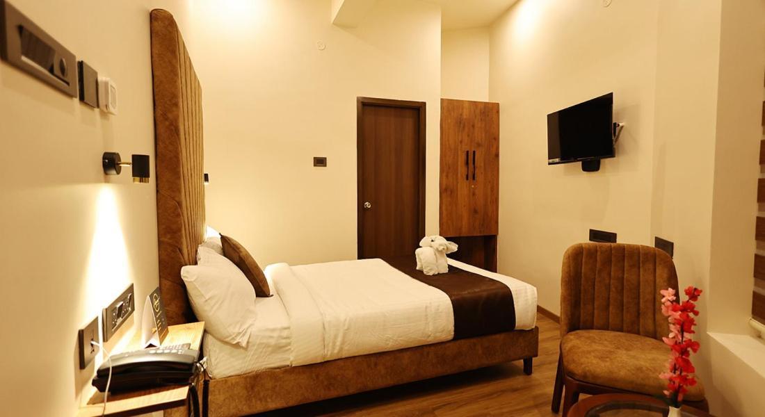 Hotel Elpaso Salem Esterno foto